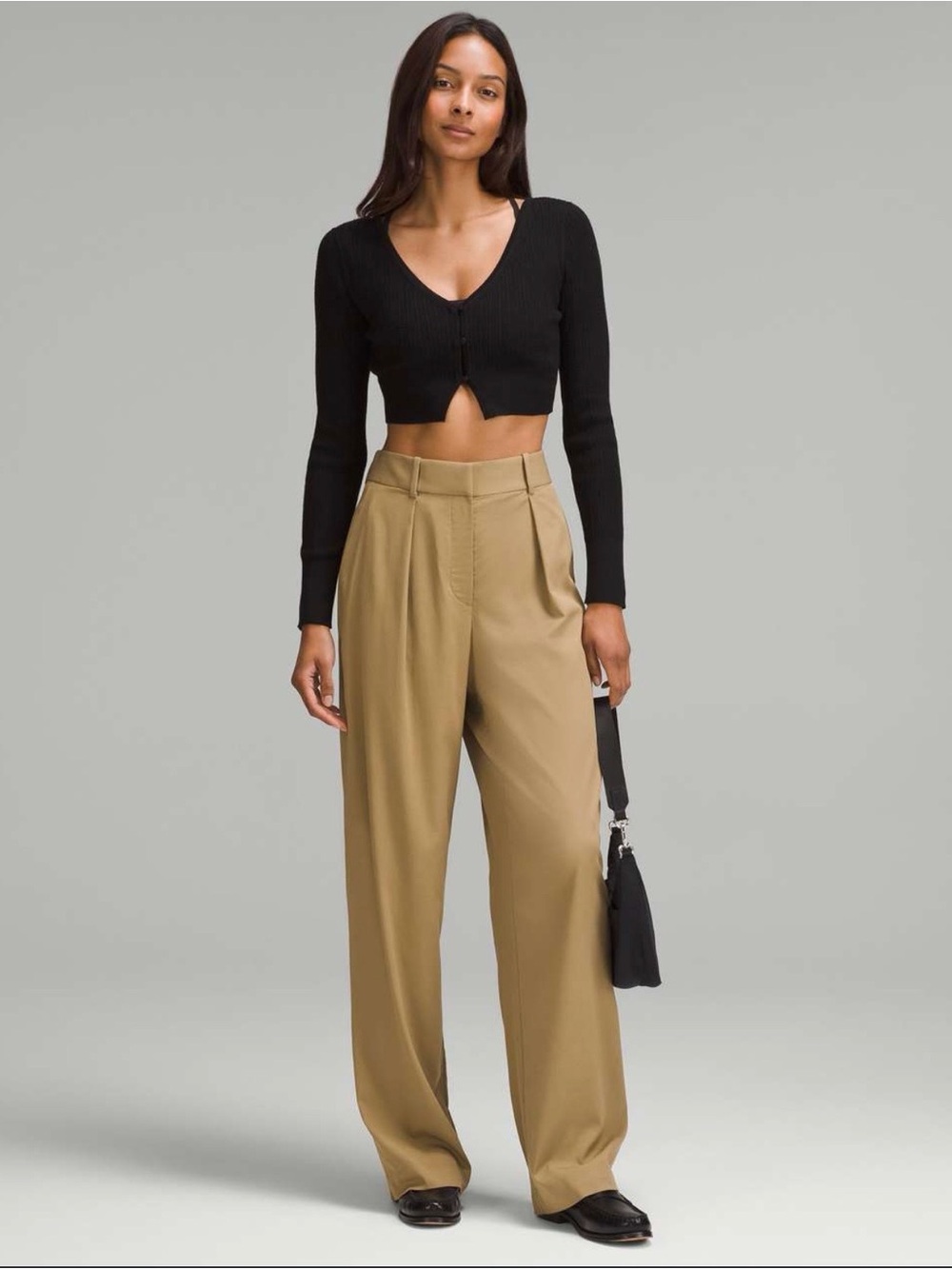 High-Rise Wide-Leg Pleated Trousers in Khaki